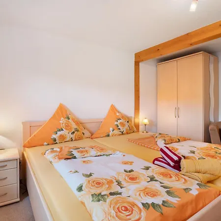 'am Waldrand' Апартаменты