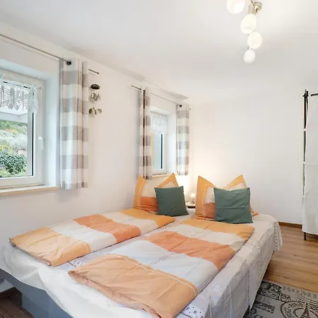 Apartment 'am Waldrand' *