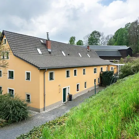 'am Waldrand' * Bad Gottleuba-Berggiesshuebel