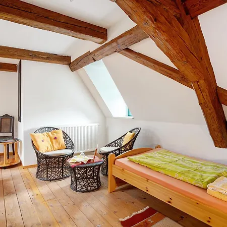 'am Waldrand' Апартаменты Bad Gottleuba-Berggiesshuebel